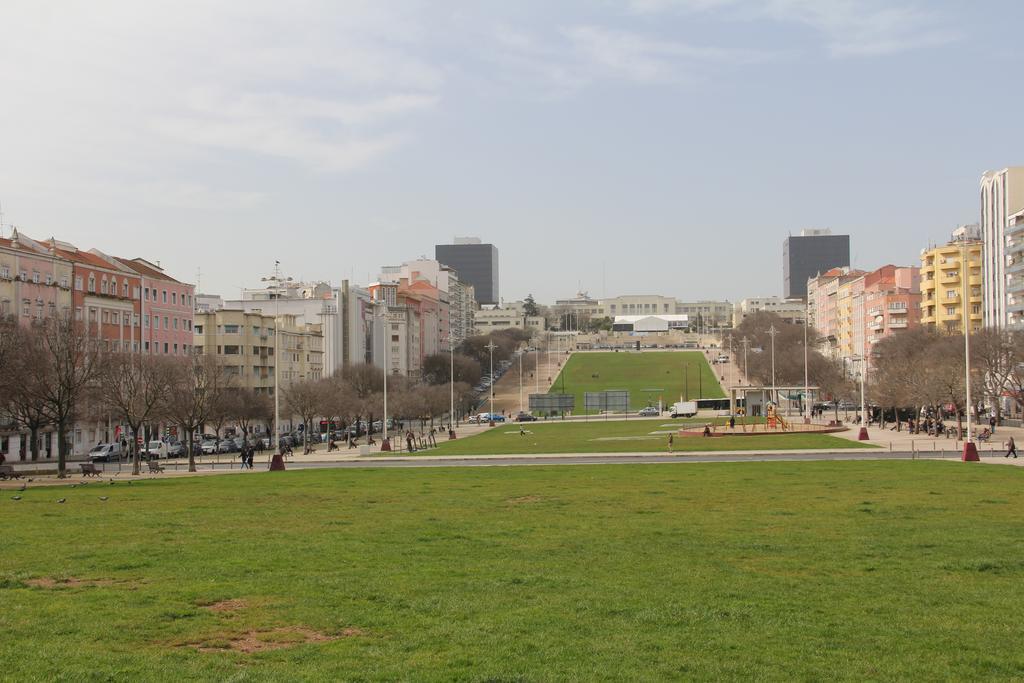 Apartamento Junto A Fonte Luminosa Lisboa Exteriör bild
