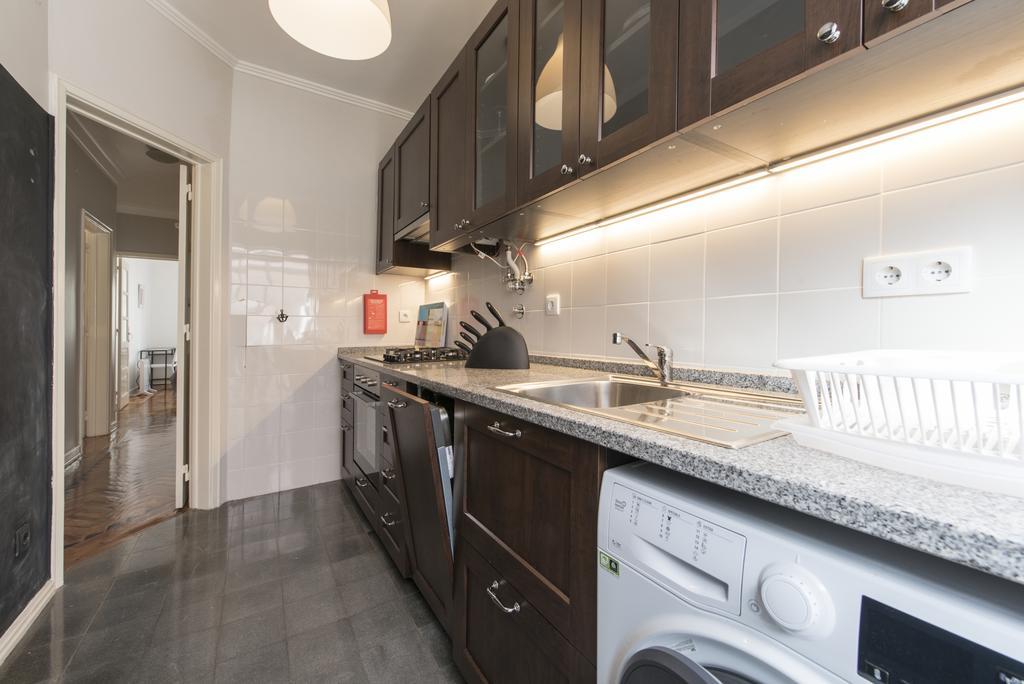 Apartamento Junto A Fonte Luminosa Lisboa Exteriör bild